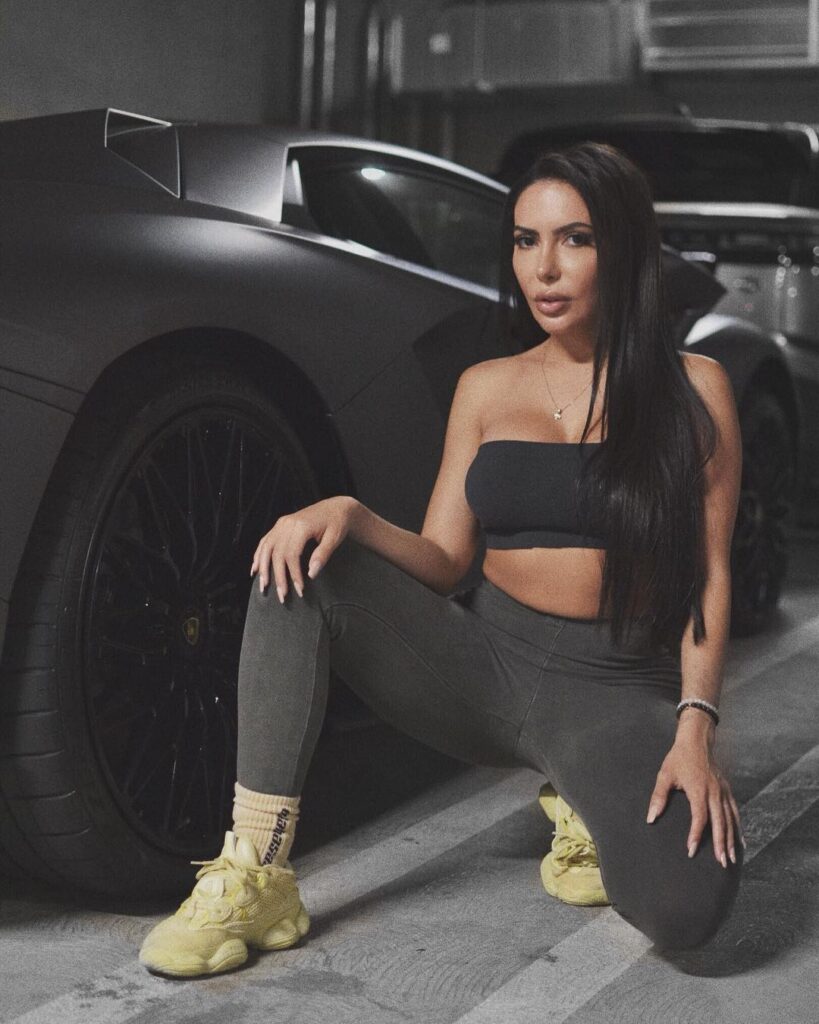 Lela Star: Biography, Age, Career, Height & Net Worth